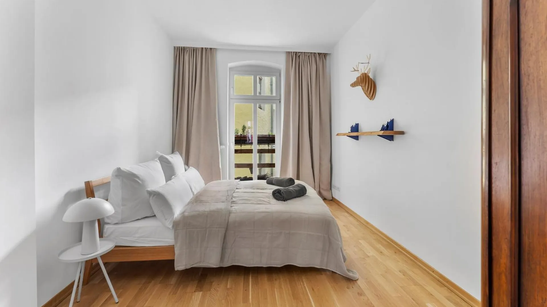 Stylish 120Sqm Appartment In Berlin-Mitte גרמניה