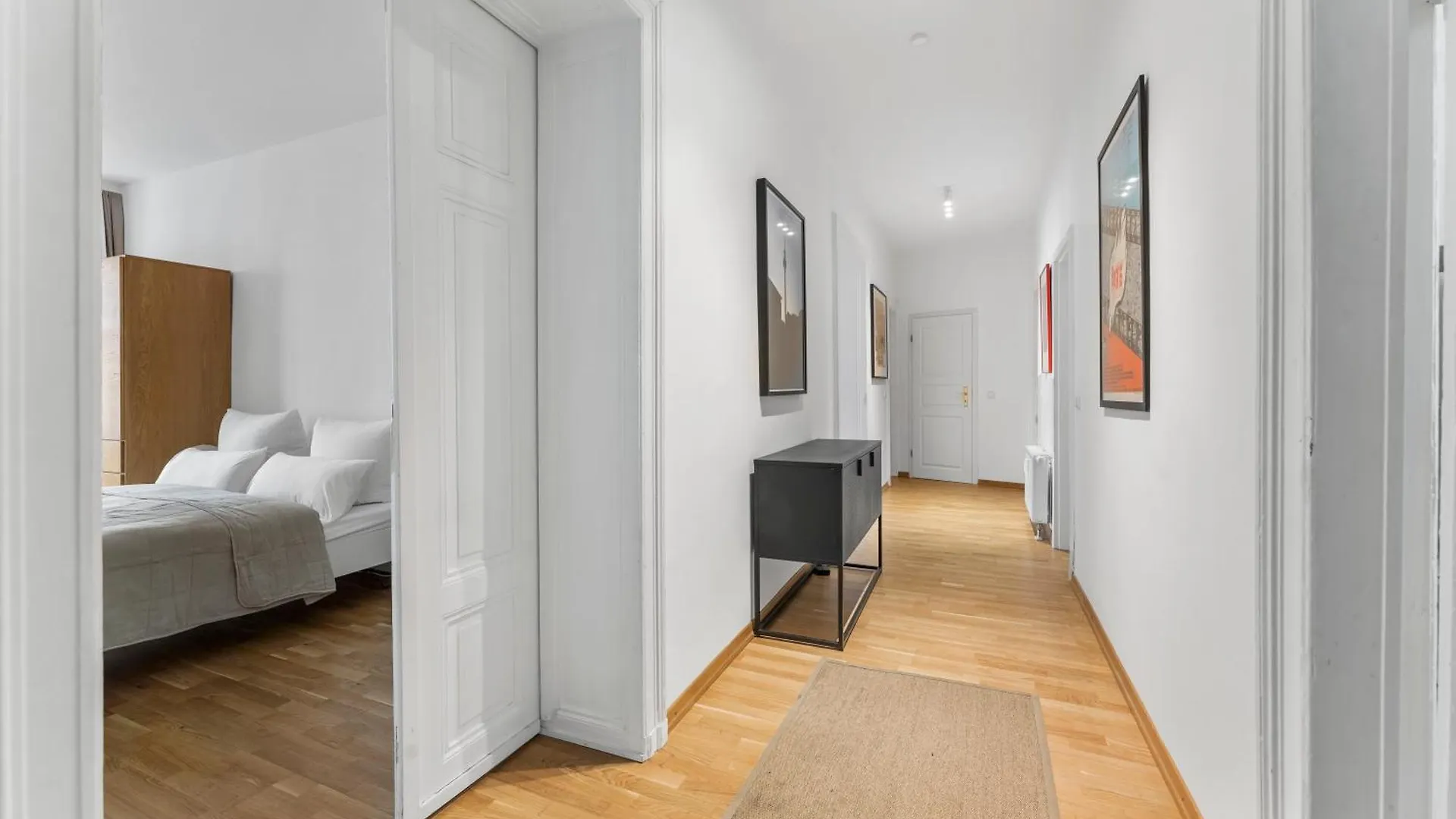 Stylish 120Sqm Appartment In Berlin-Mitte 0*, ברלין