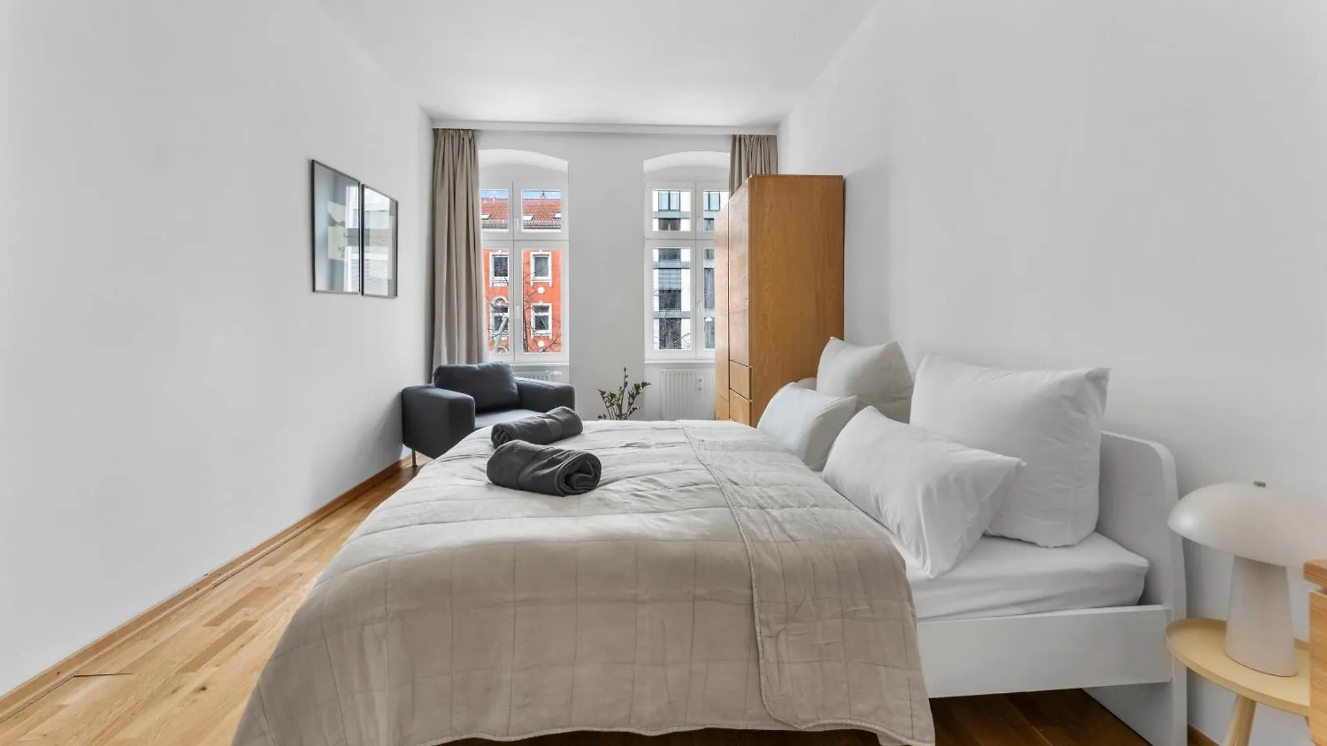 Stylish 120Sqm Appartment In Berlin-Mitte