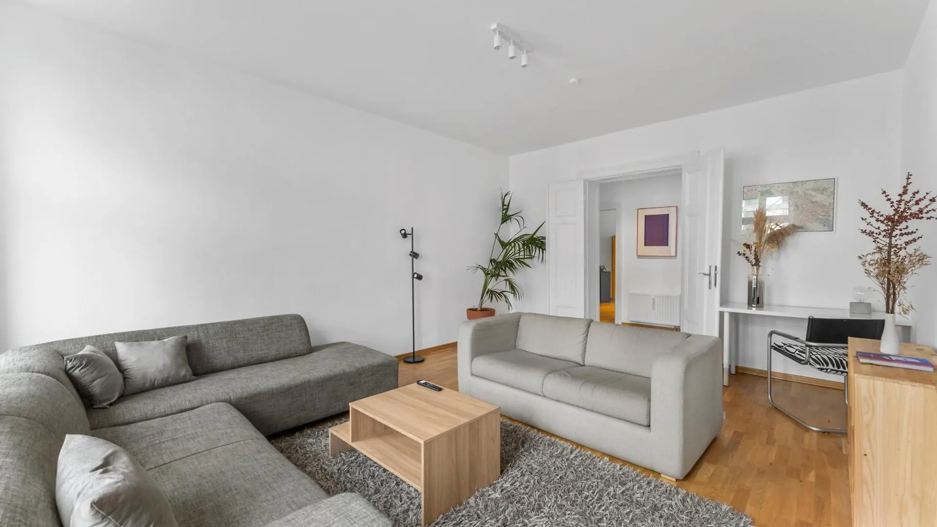 Stylish 120Sqm Appartment In Berlin-Mitte