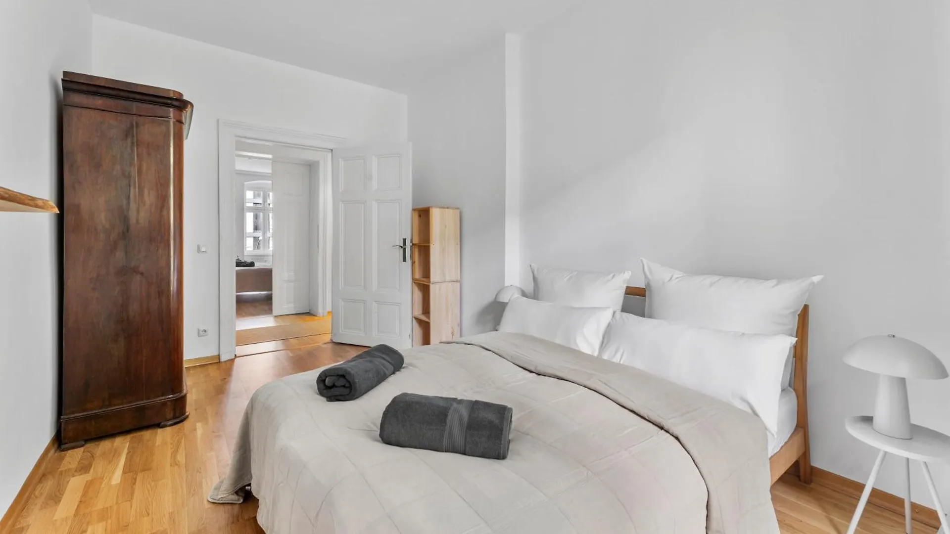 Stylish 120Sqm Appartment In Berlin-Mitte 0*, 柏林